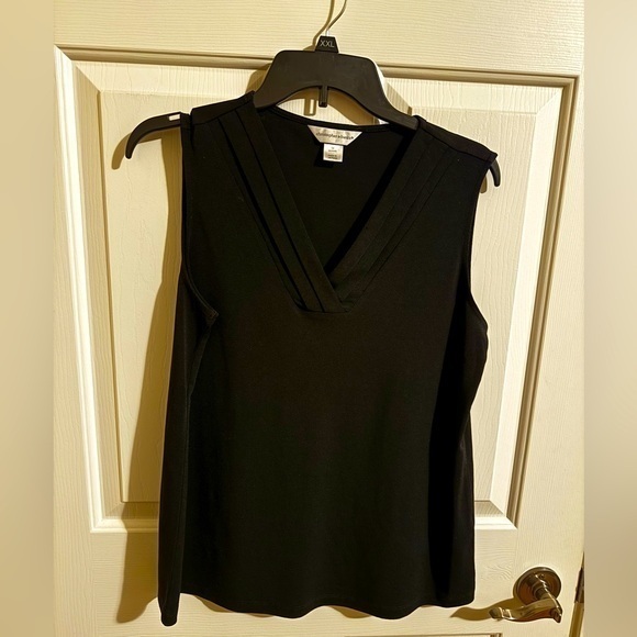 Christopher Banks sleeveless pleated v-neck blouse size M - Picture 1 of 6